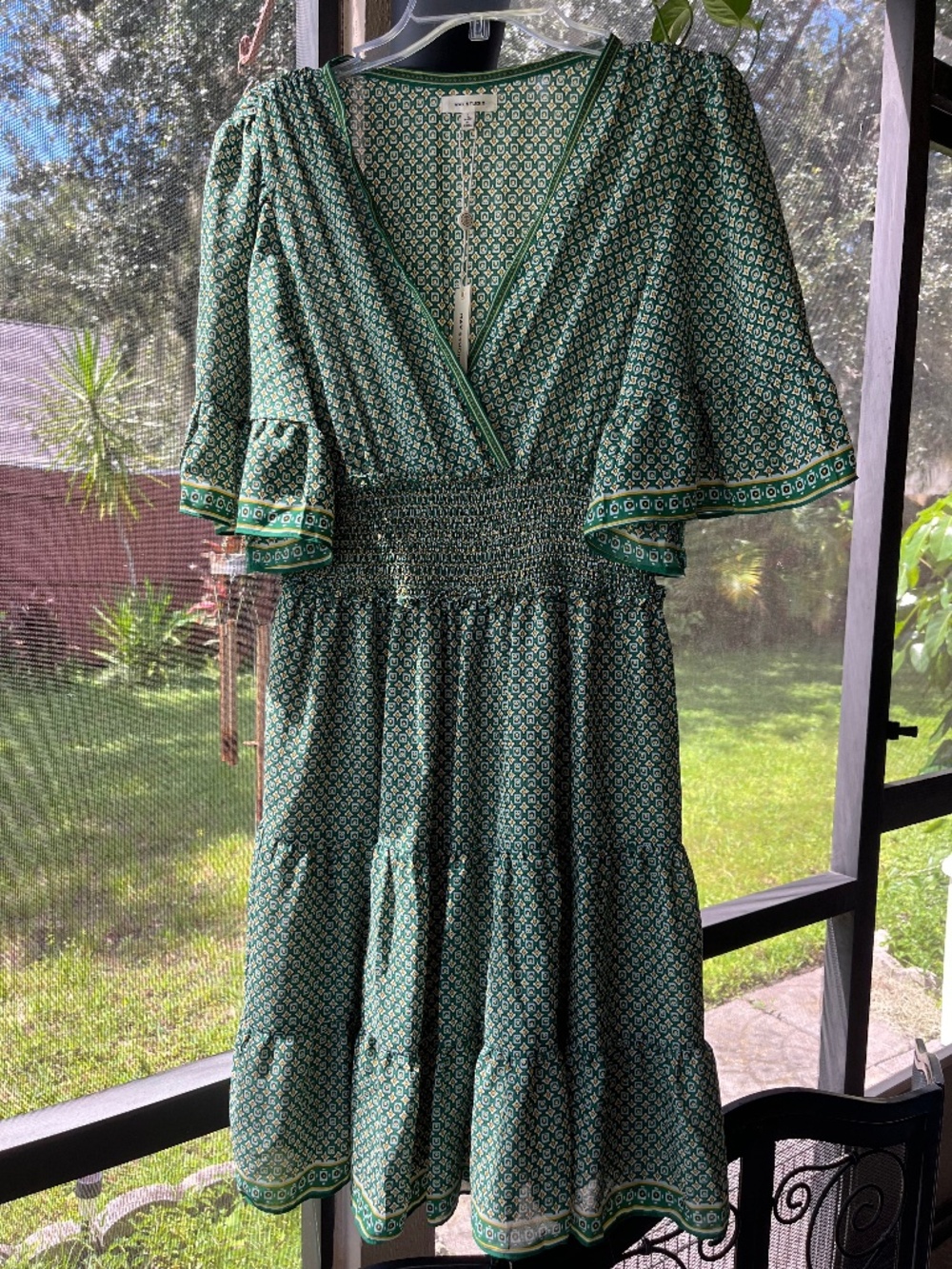 Max Studio green geometric-print tiered dress with a smocked waist size L